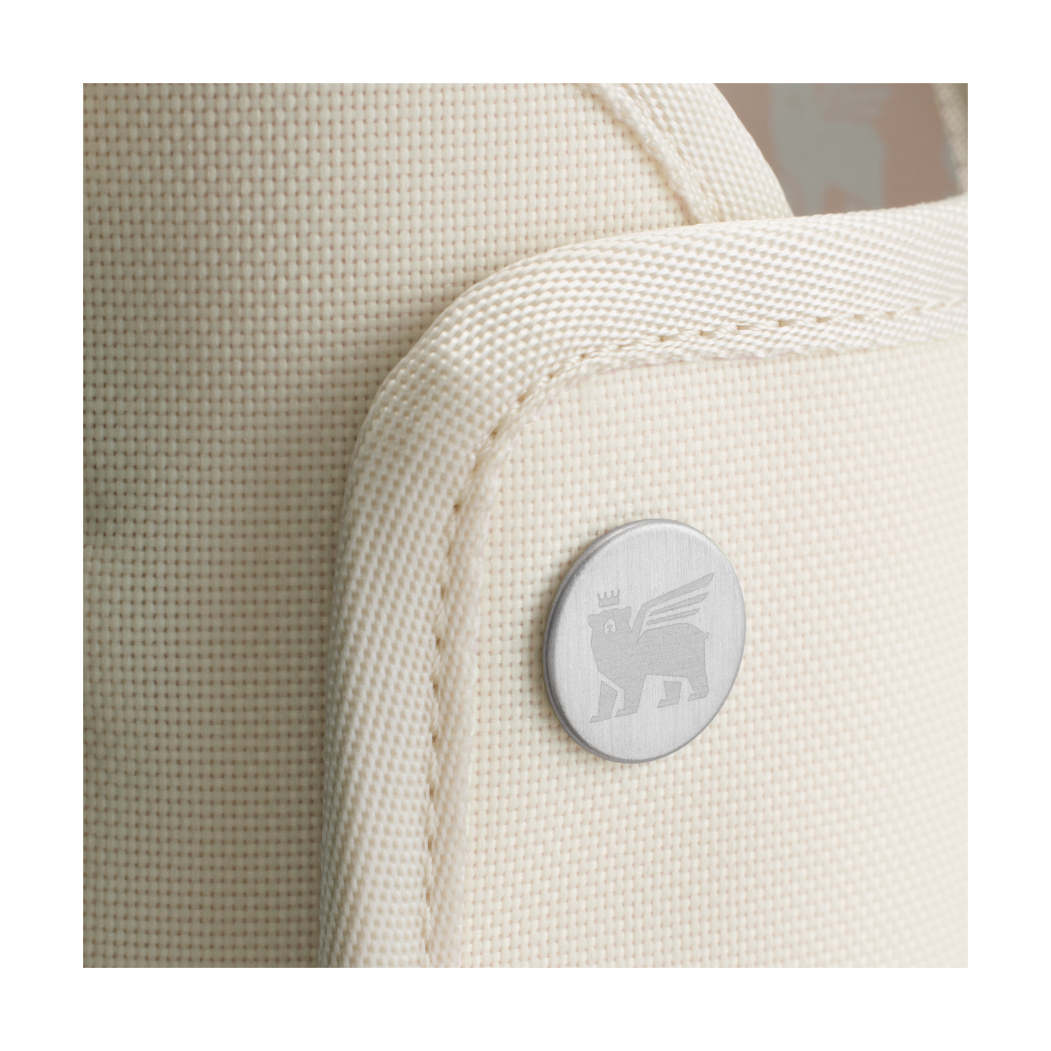 Stanley Carry-All 40 oz Quencher with Detachable Crossbody Straps in Cream