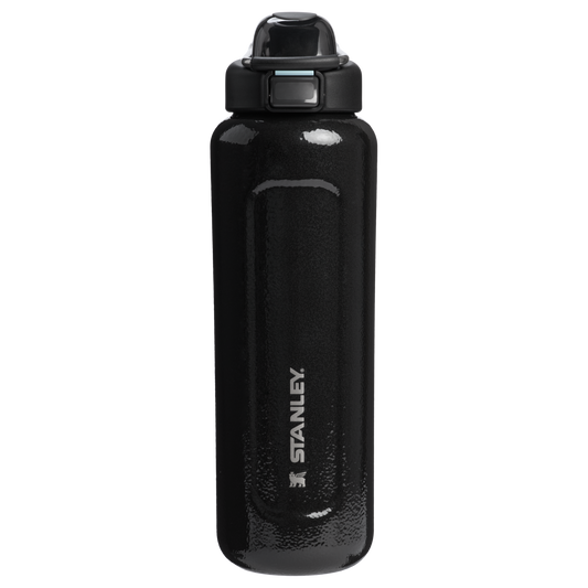 Stanley 32 OZ Well Spring Water Bottle in Black