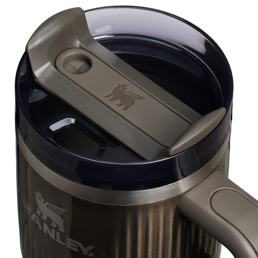 Stanley 20 OZ Quencher Fluted Insulate Tumbler In Gunmetal