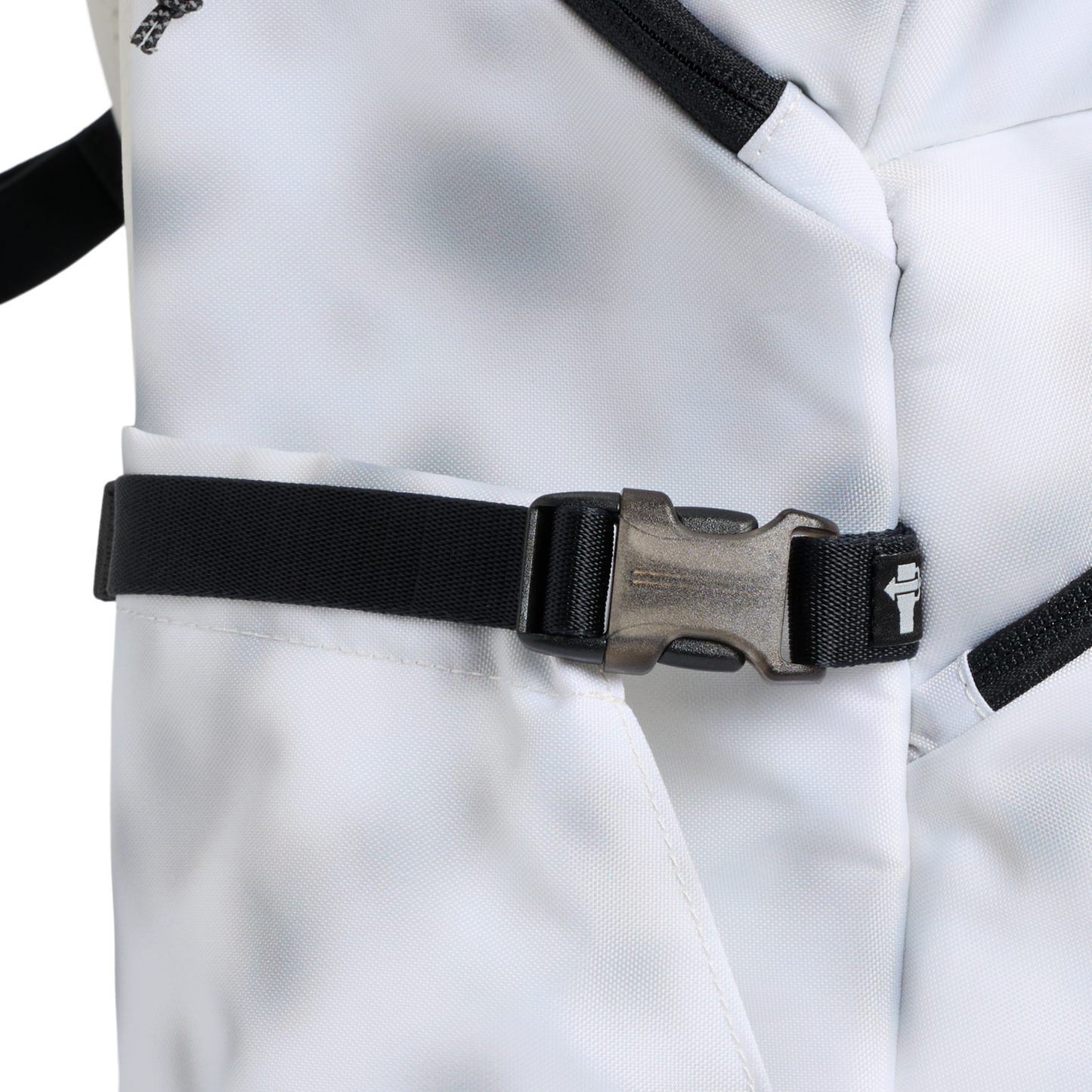 The Vitalize™ Backpack | 30.9 QT